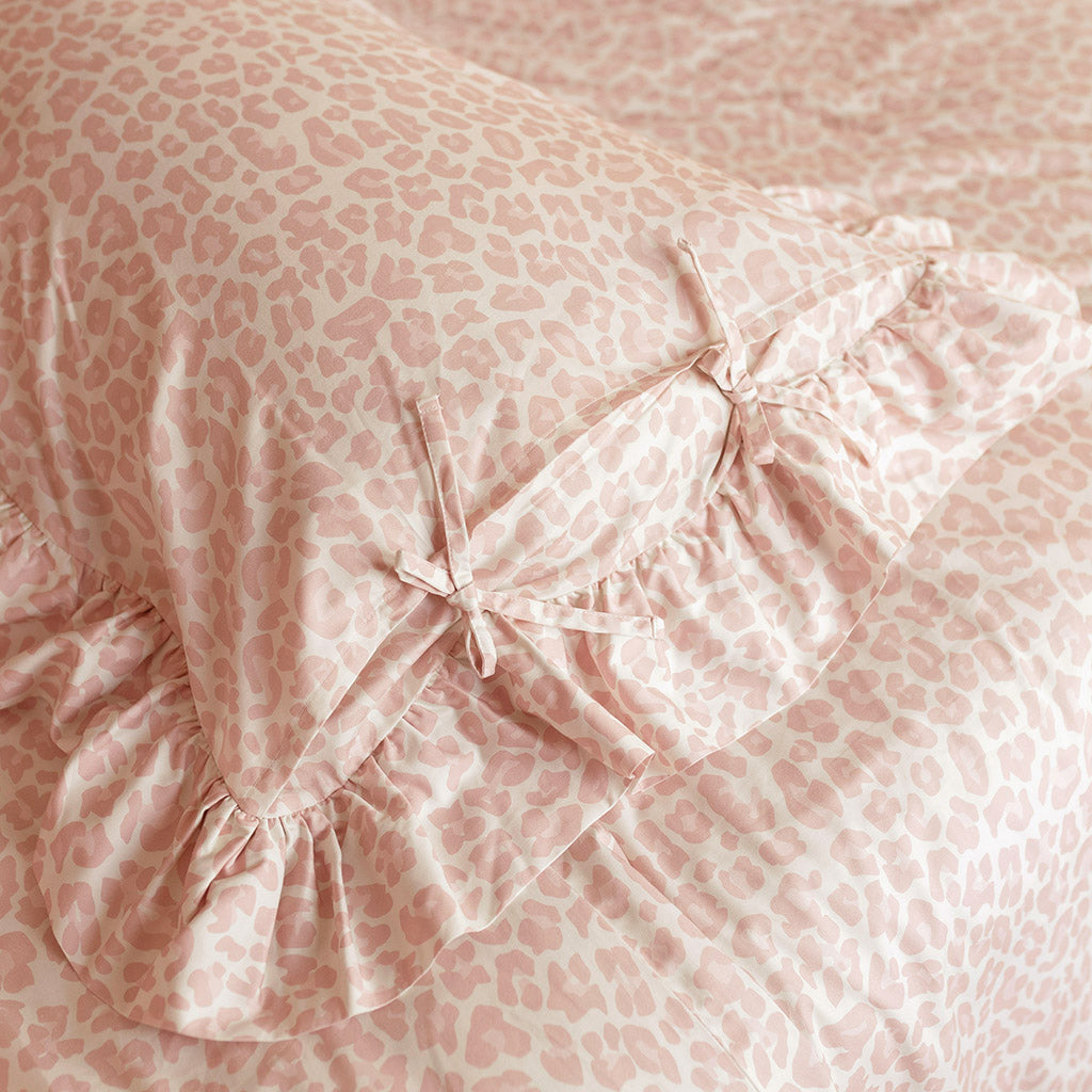 Delaney Ruffled Pillowcase Set