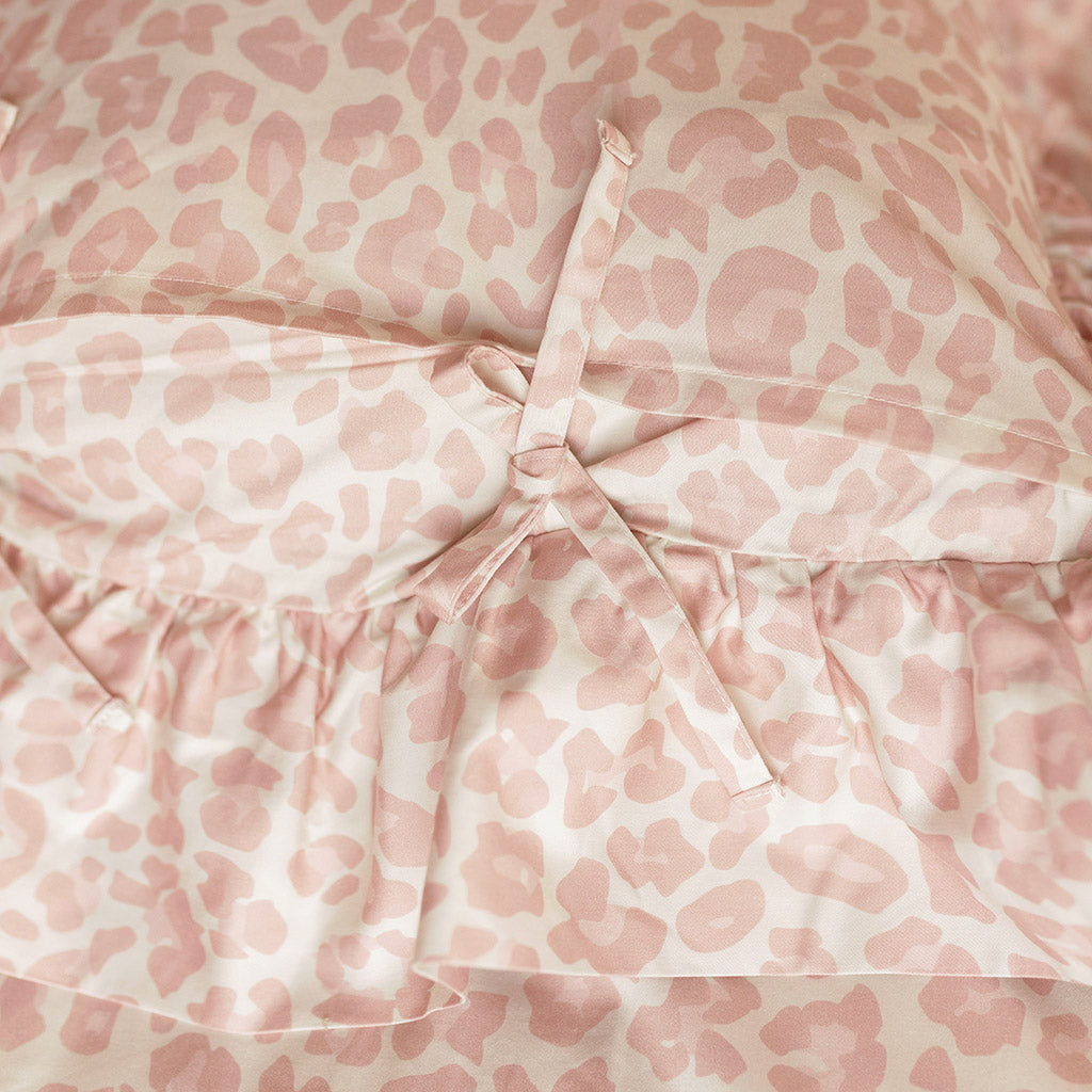 Delaney Ruffled Pillowcase Set