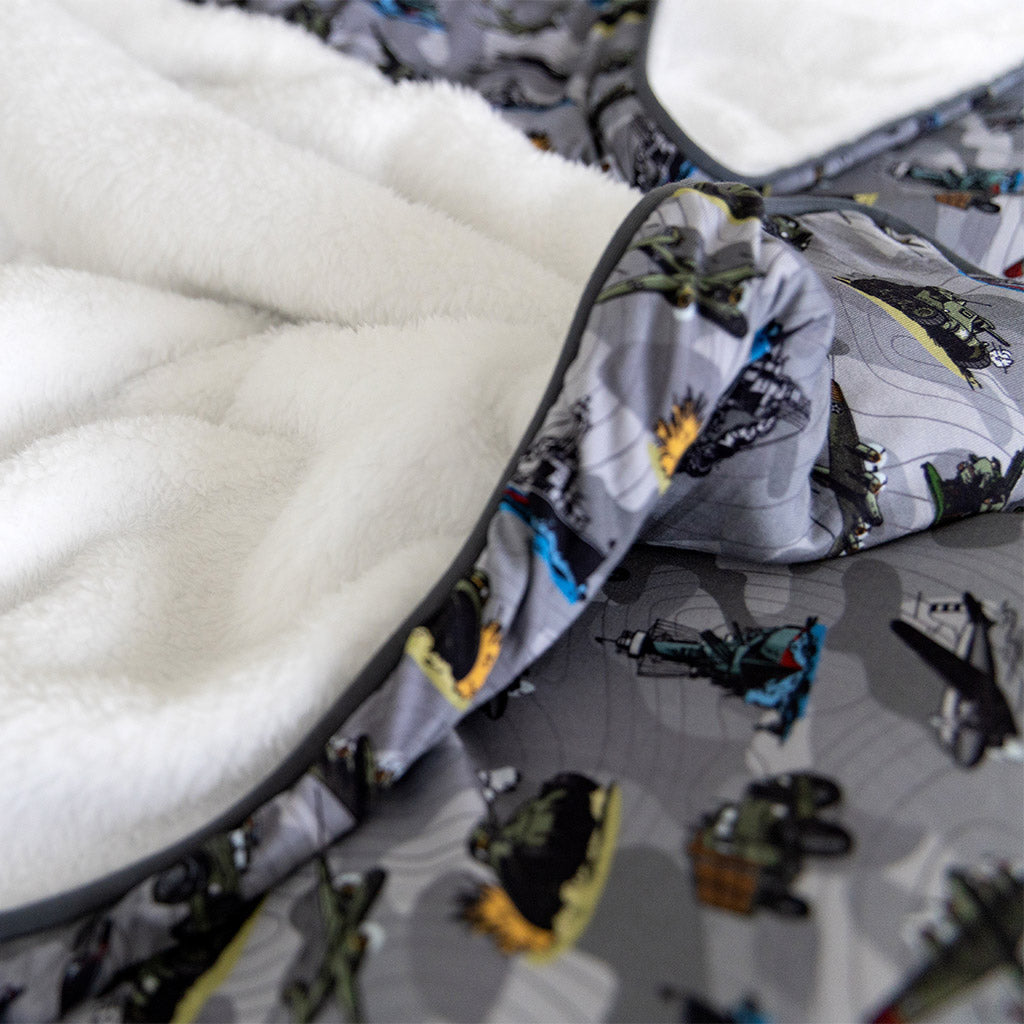 Thompson Luxe Plush Patoo® Blanket