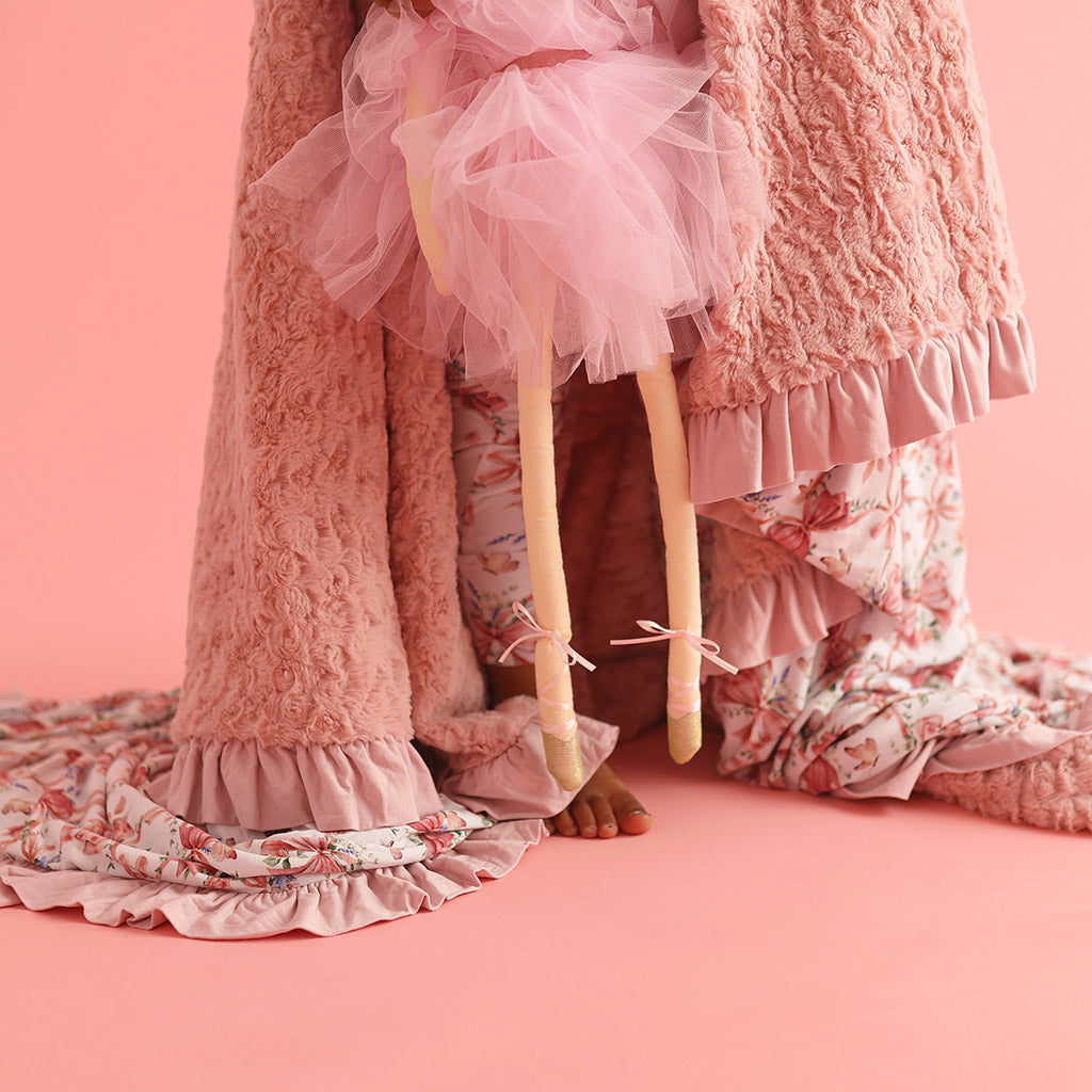 Loraine Minky Ruffled Luxe Patoo® Blanket