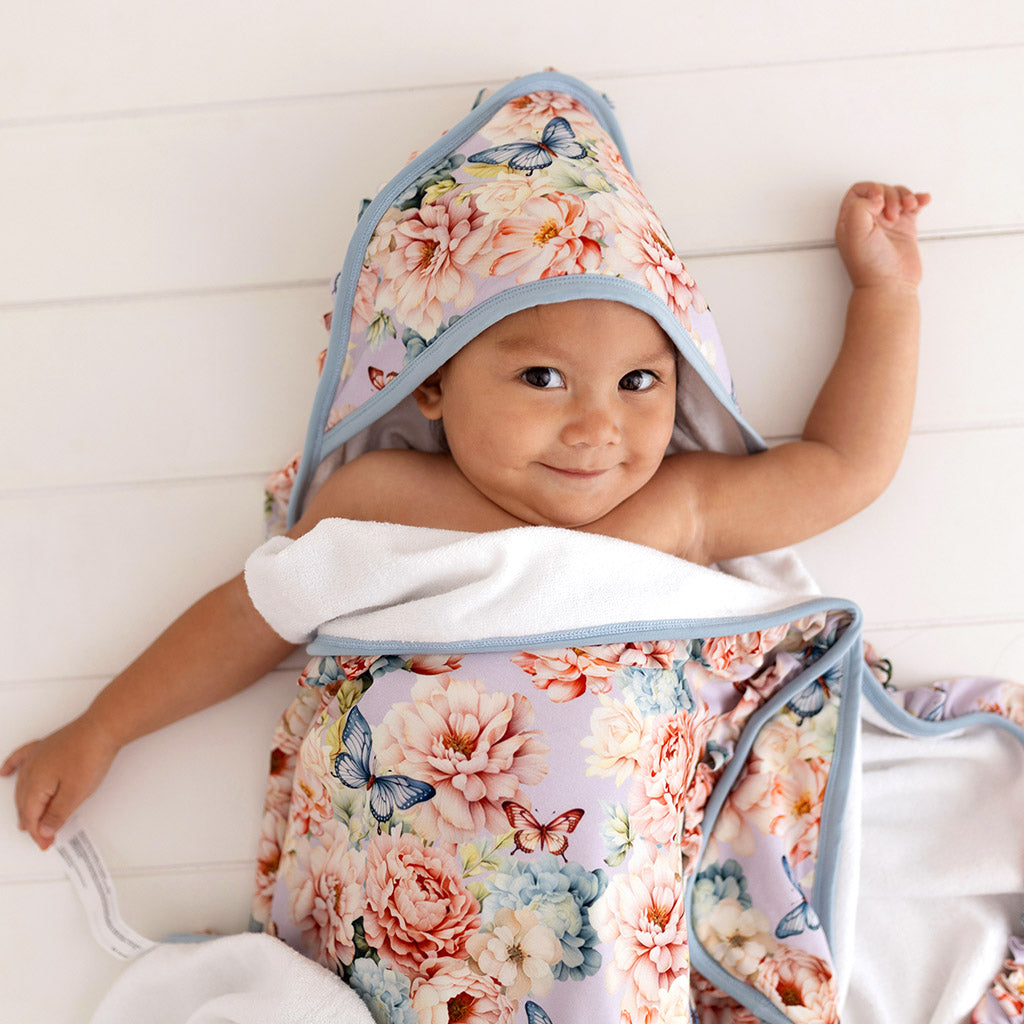 Tindra Ruffled Hooded Towel