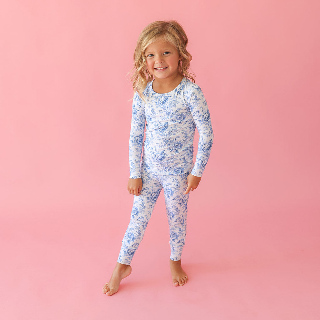 Yve Classic Pajama Set