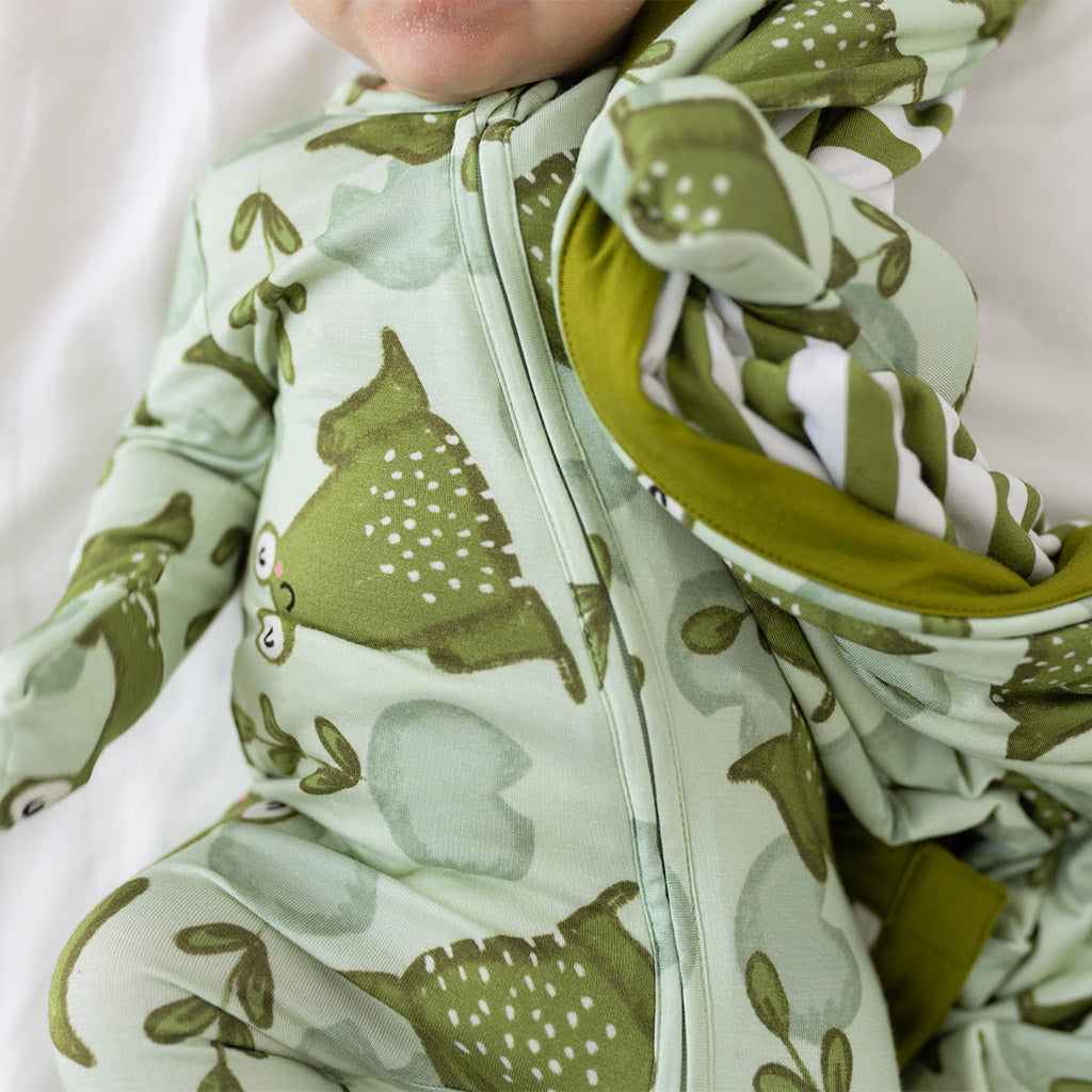 Ribbert & Froggy Green Stripe Luxette Patoo® Blanket